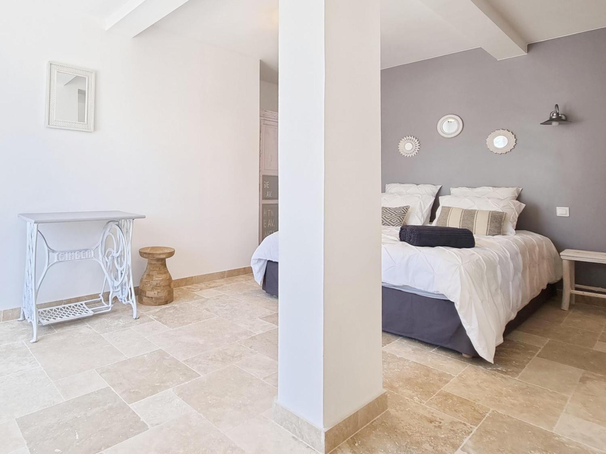 Cosy En Provence - Piscine Chauffee De Mai A Septembre Bed and Breakfast Pernes-les-Fontaines Rum bild